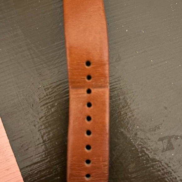 Marc By Marc Jacobs Gold Hardware w/  Brown Leather Strap - Picture 5 of 9